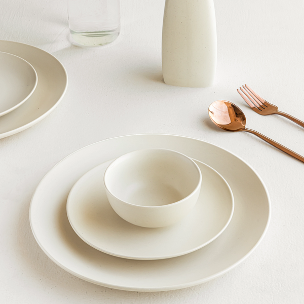 White Dinner Set