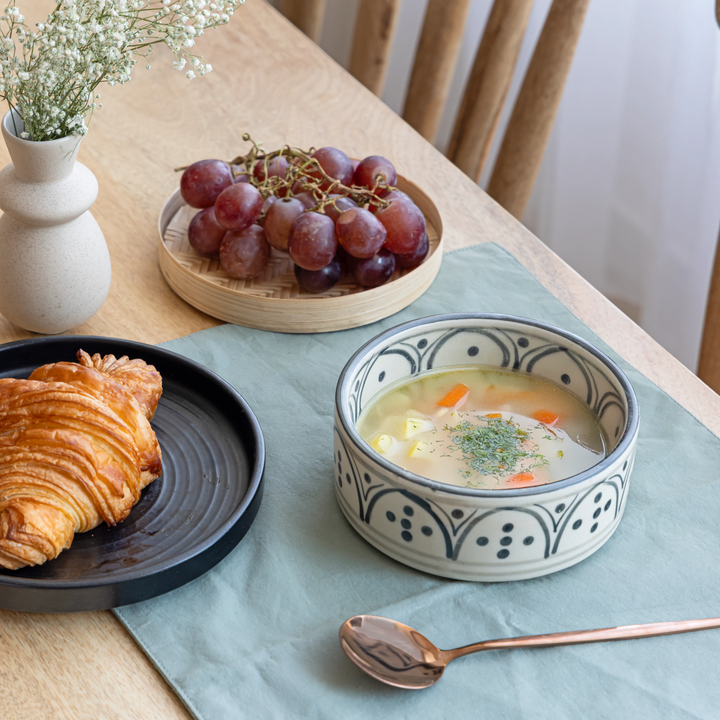 Beautiful handmade ceramic bowl, 600ml, multicolour design, non-toxic and perfect for home meals.