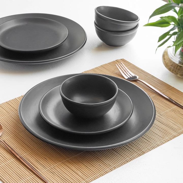 Black ceramic dinner plate handcrafted by artisans, Elegant non-toxic ceramic plate for safe meals