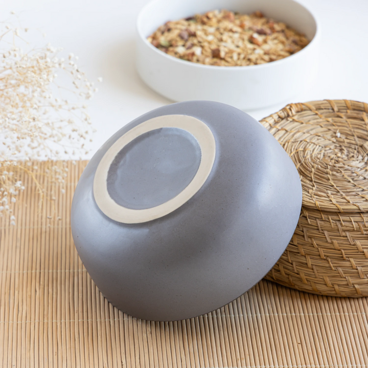 Premium handcrafted 1L grey ceramic bowl with silver glaze, safe, beautiful and artisan-made.